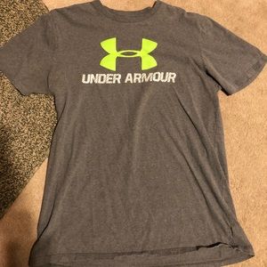 Under Armour men’s shirt